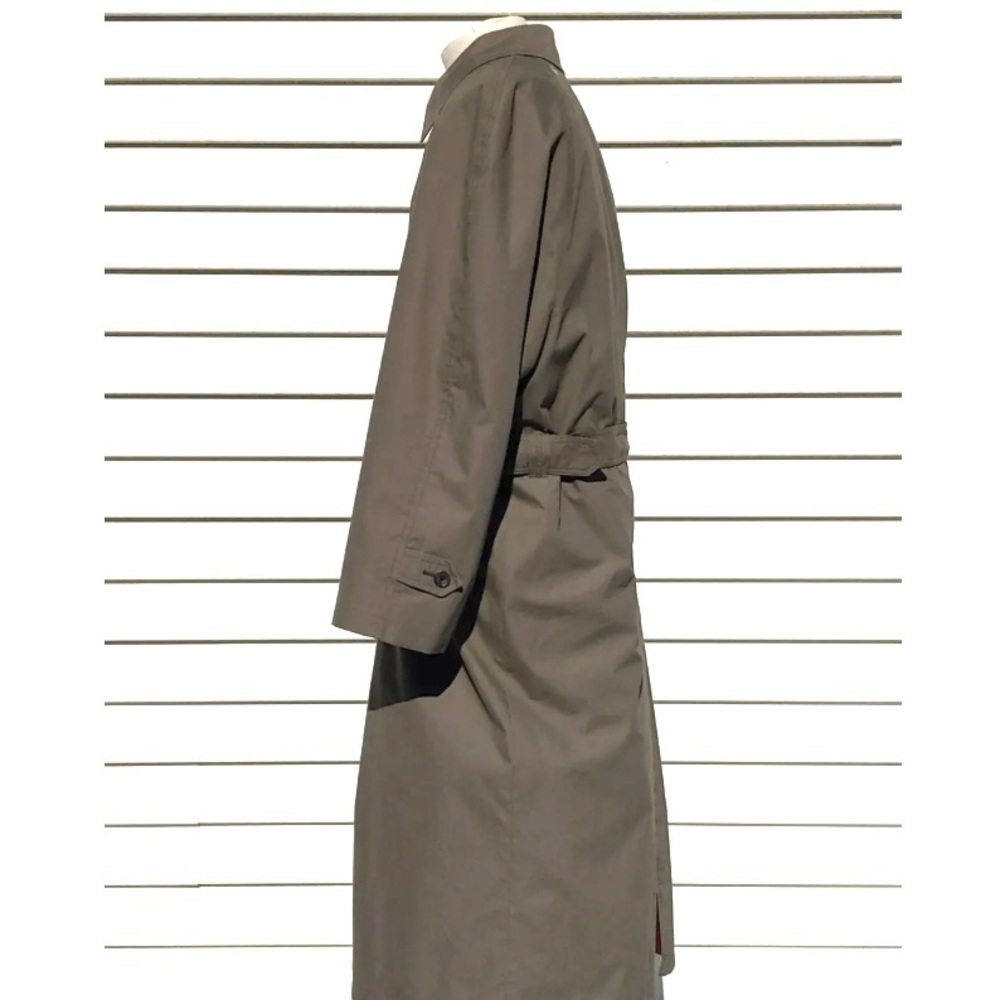 CHRISTIAN DIOR Le Connaisseur Vintage Trench Coat, Tan/Navy Lining - Picture 5 of 10